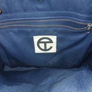 2 Teflar purses for the price of 1